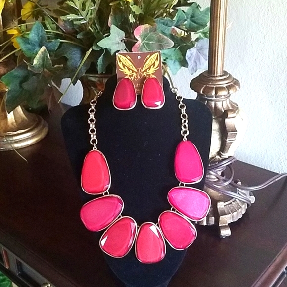 Fashion Jewelry Jewelry - Fashion Jewelry, Burgundy red chunky necklace and earrings